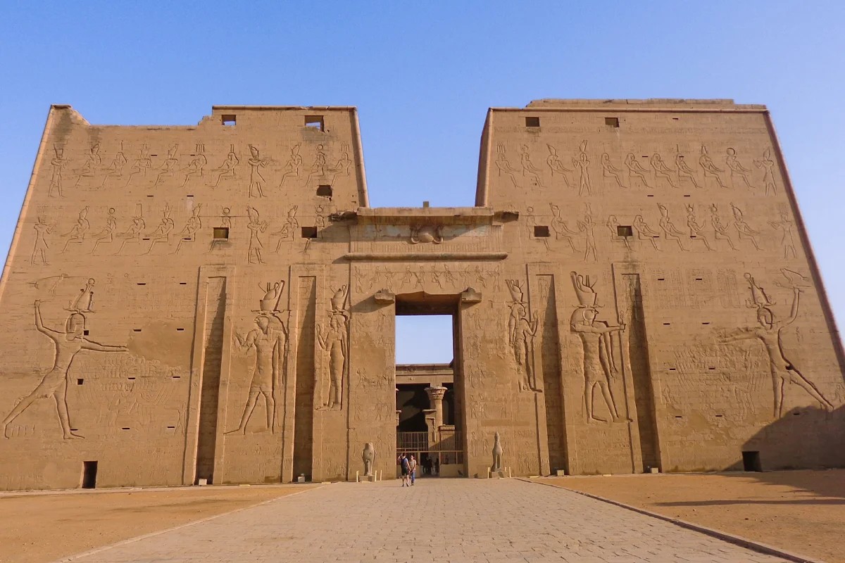 Tour to Edfu and Kom Ombo from Luxor